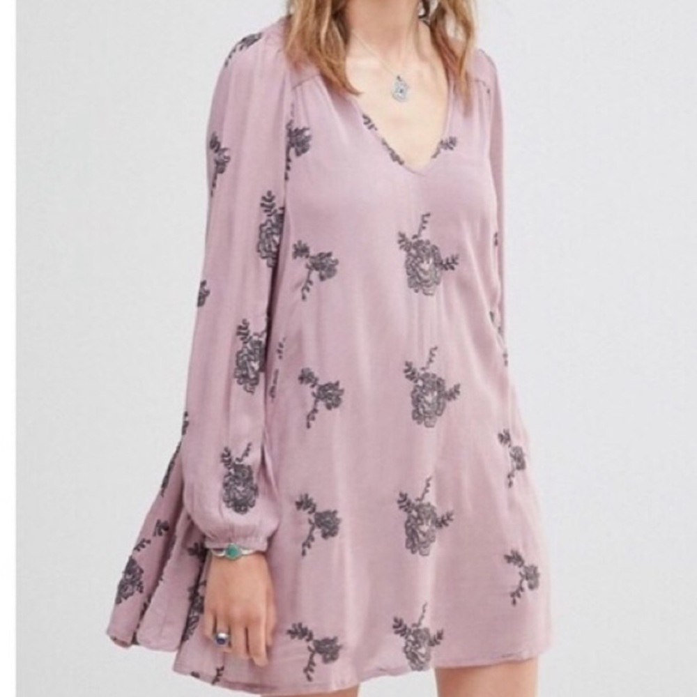 Free People Emma Embroidered Plum
Floral Dress